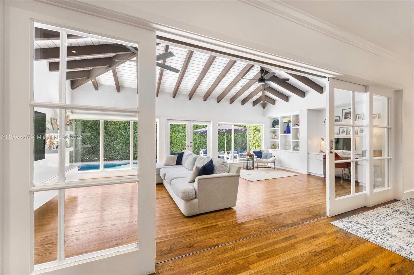 5906 Mall Mall Coral Gables, FL 33146