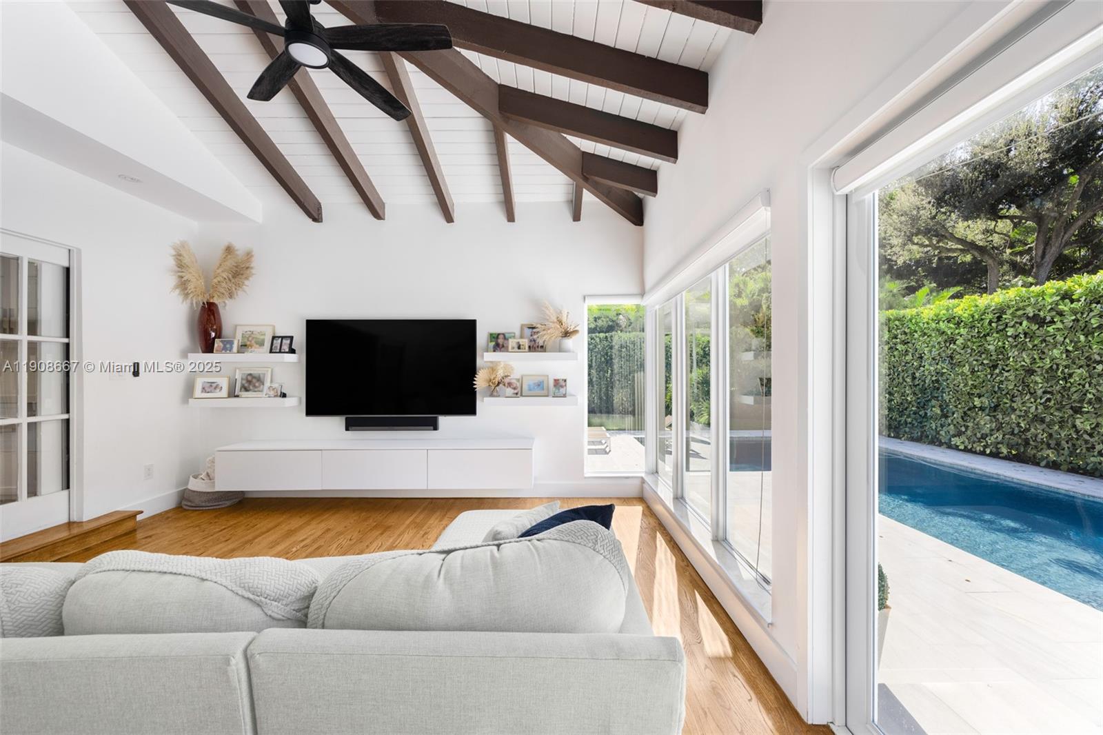 5906 Mall Mall Coral Gables, FL 33146