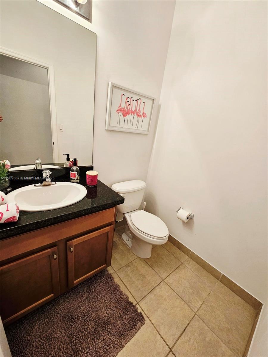 809 SW 147th Ave #1401 Pembroke Pines, FL 33027