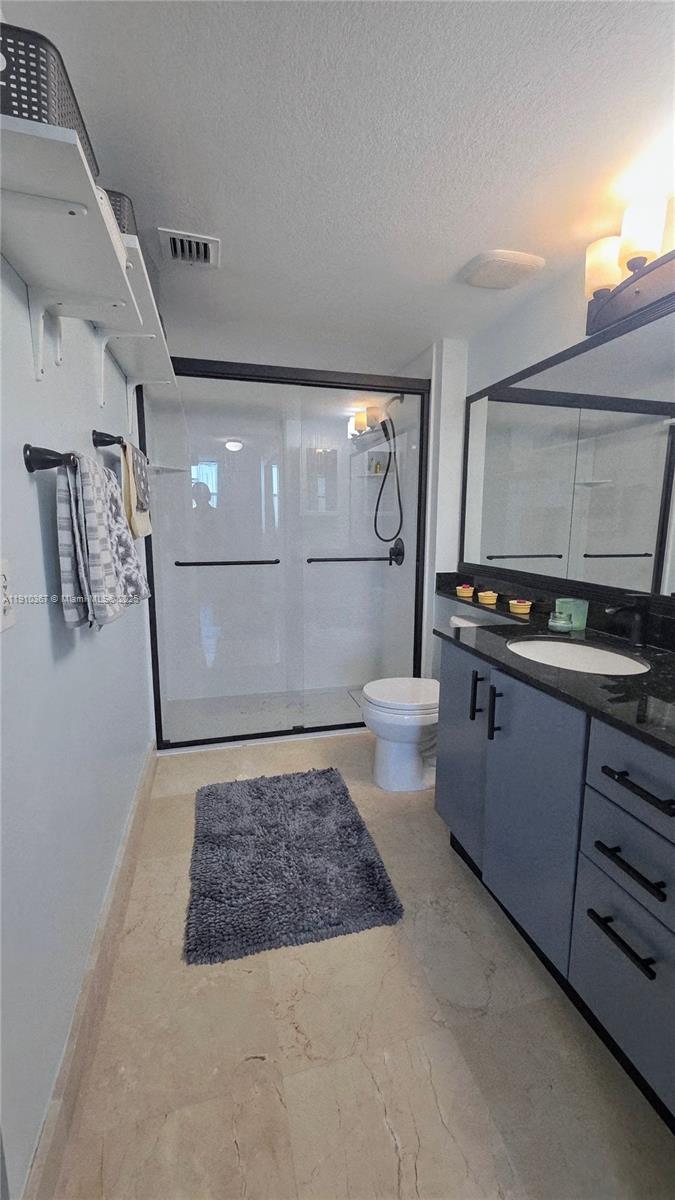 1625 Kennedy Cswy #1103B North Bay Village, FL 33141