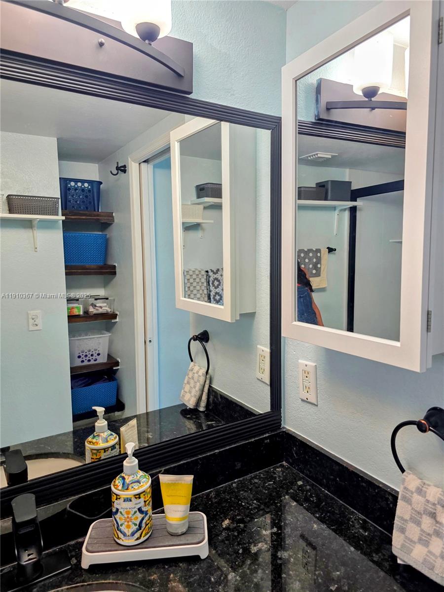 1625 Kennedy Cswy #1103B North Bay Village, FL 33141