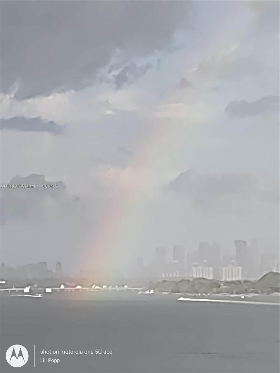 1625 Kennedy Cswy #1103B North Bay Village, FL 33141