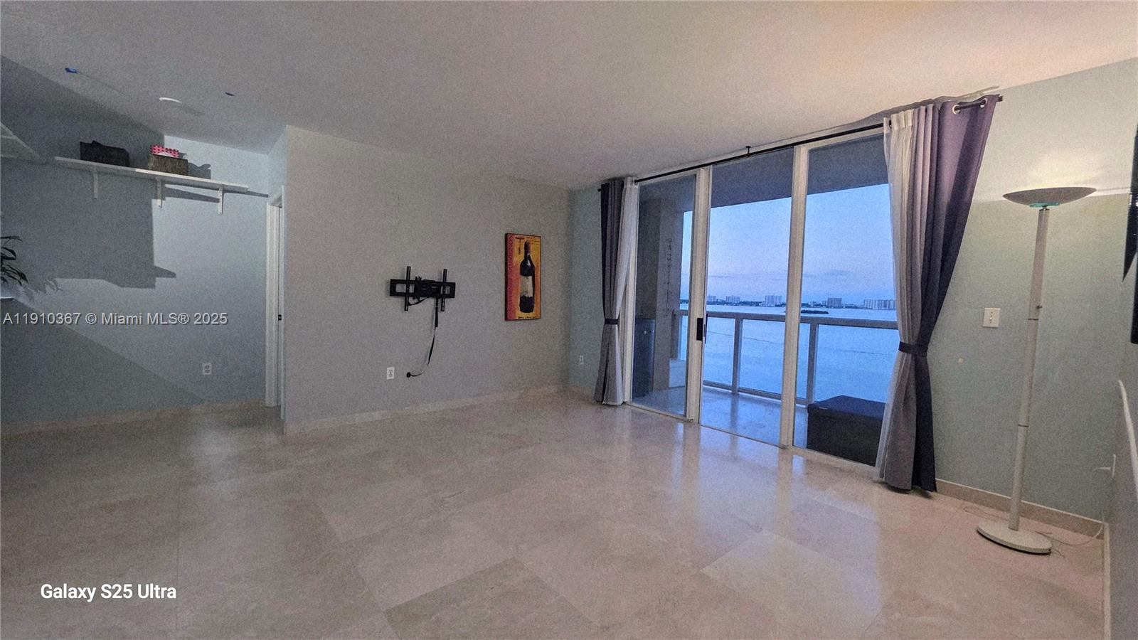 1625 Kennedy Cswy #1103B North Bay Village, FL 33141