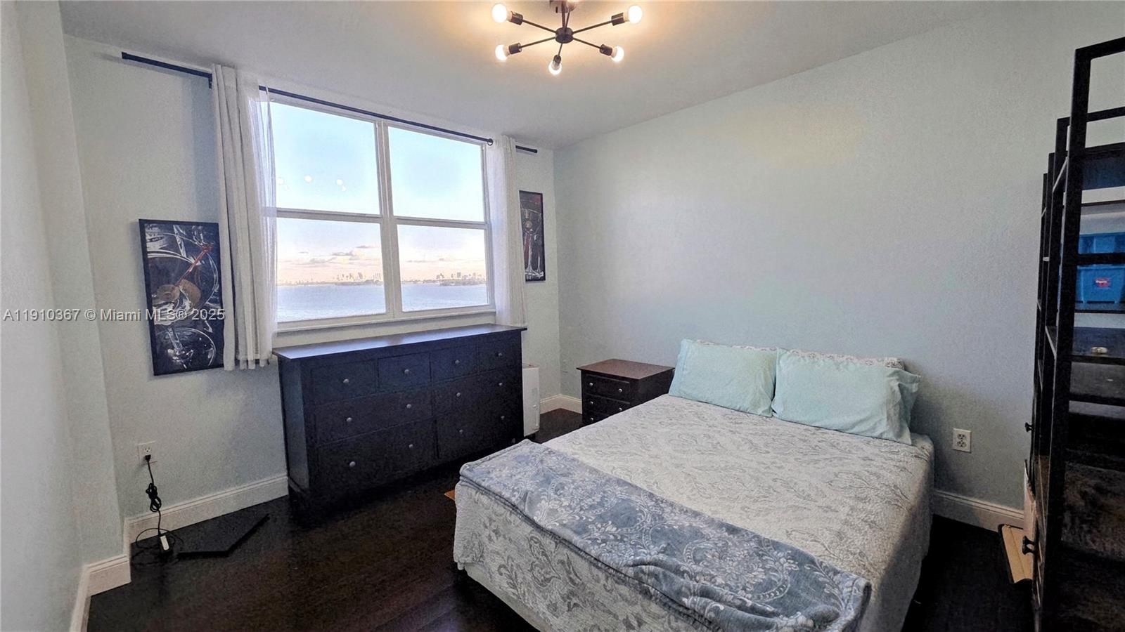 1625 Kennedy Cswy #1103B North Bay Village, FL 33141