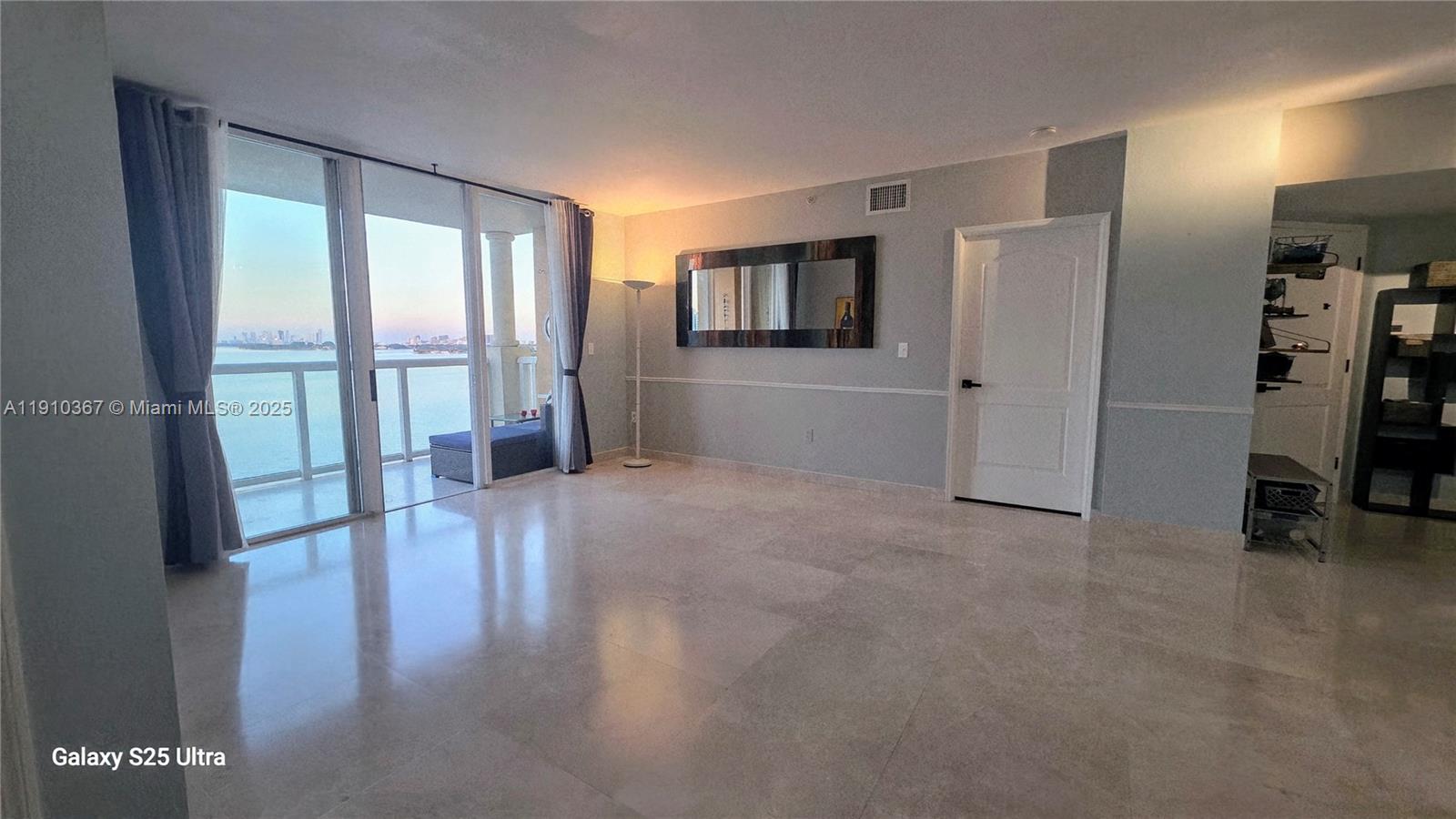 1625 Kennedy Cswy #1103B North Bay Village, FL 33141