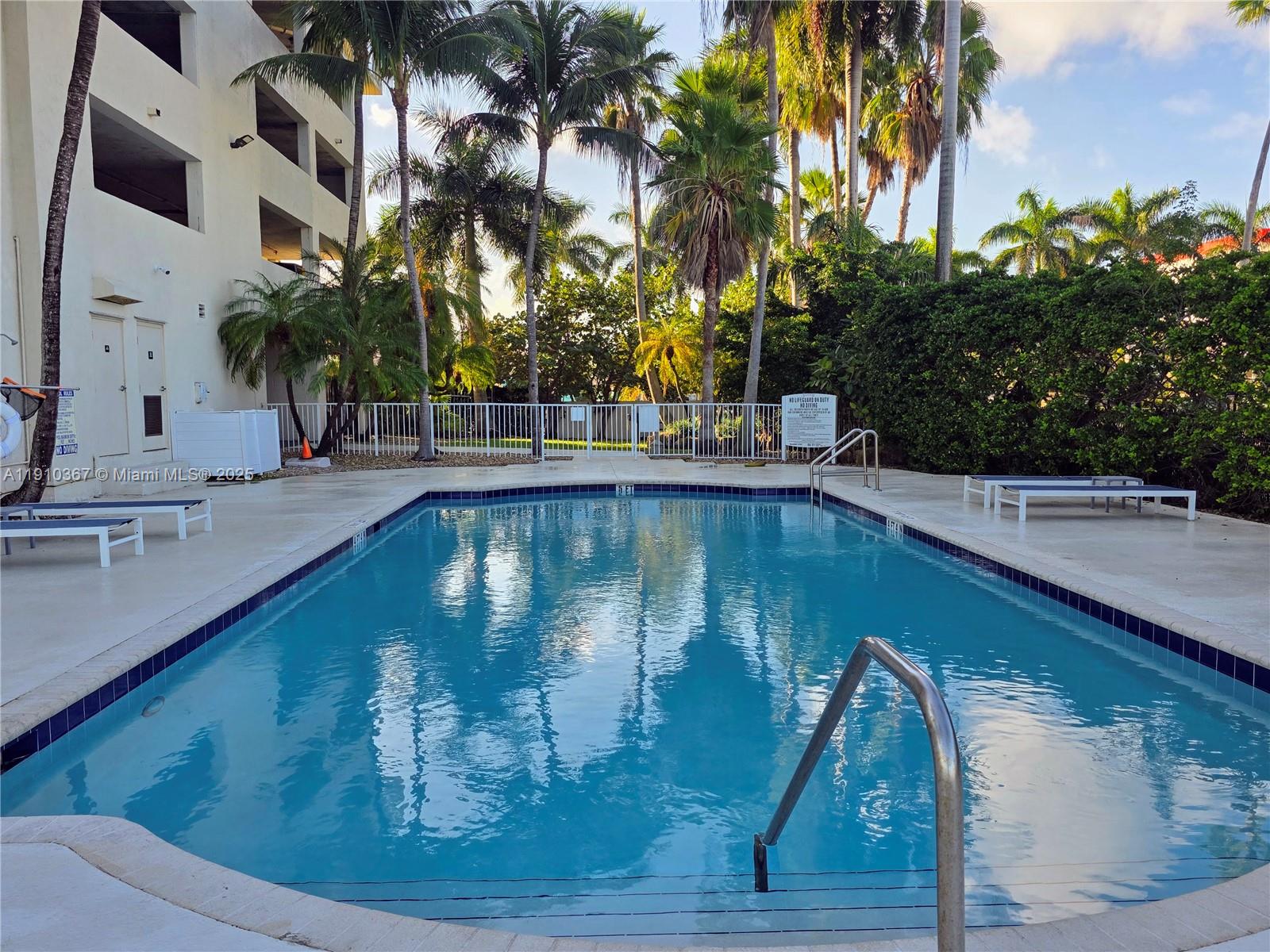 1625 Kennedy Cswy #1103B North Bay Village, FL 33141