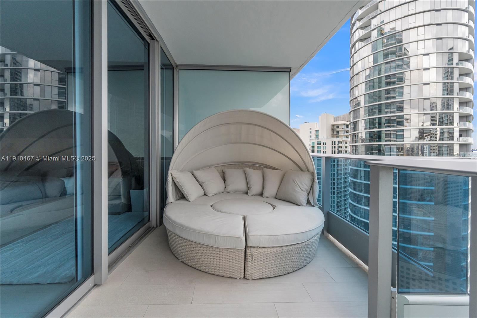 image Epic Miami Residences36