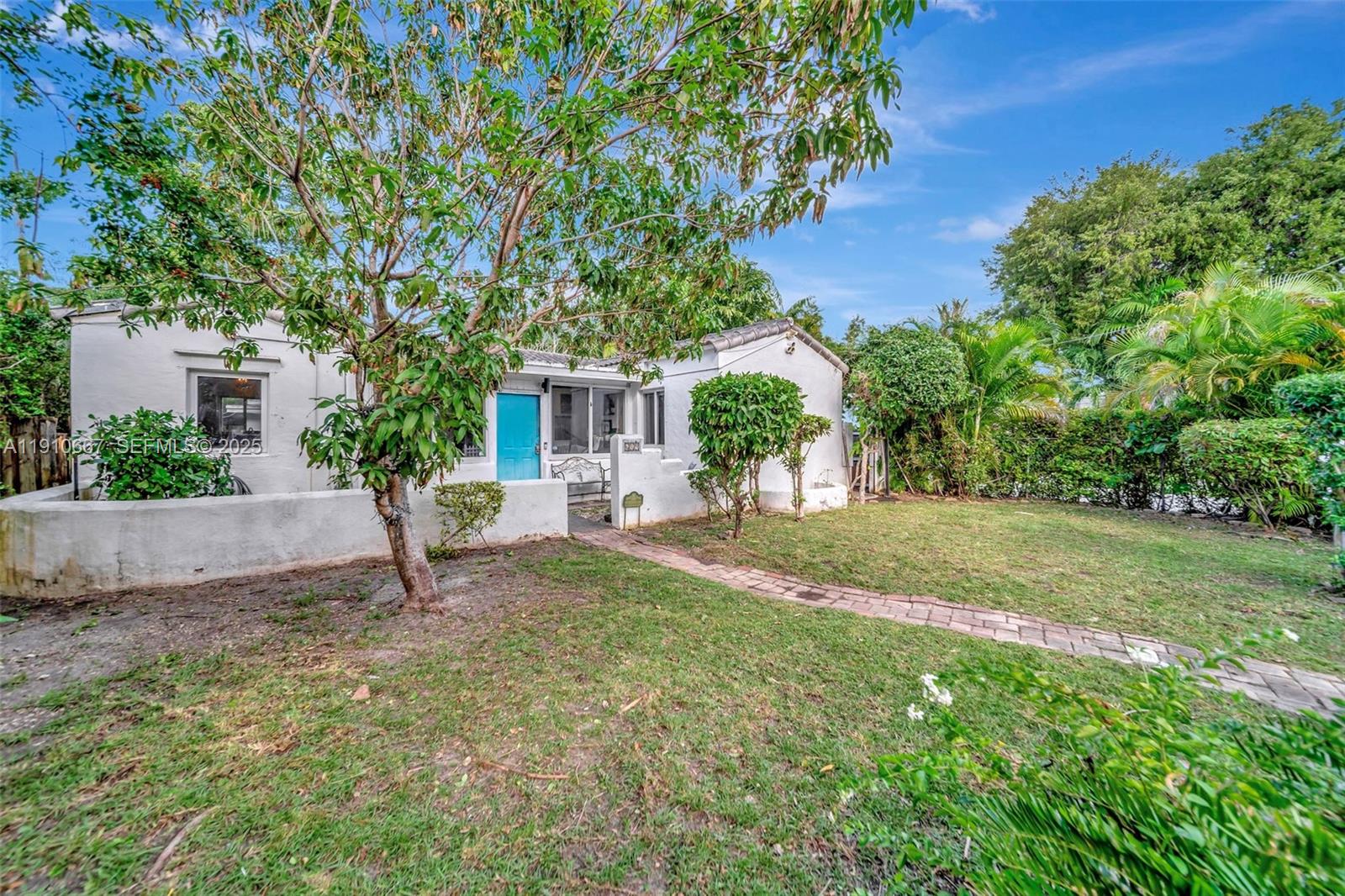 619 NE 87th St Miami, FL 33138