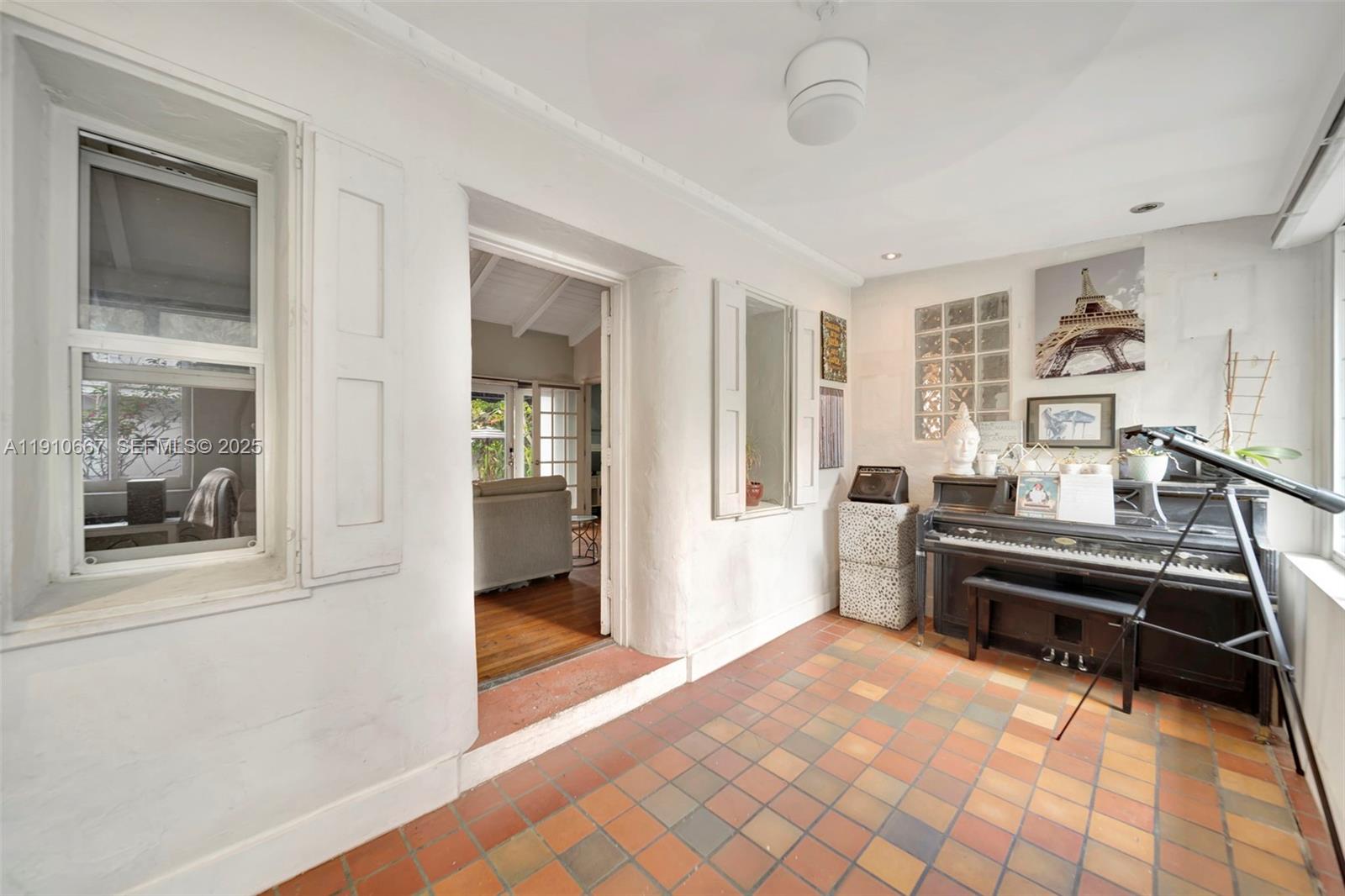 619 NE 87th St Miami, FL 33138