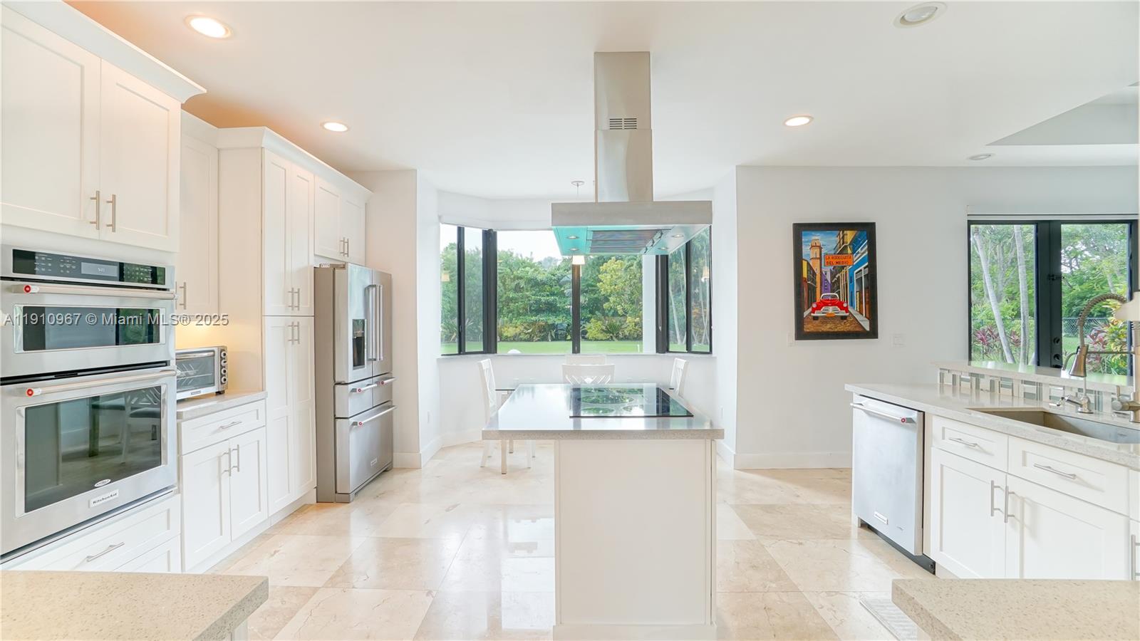 6950 SW 97th Ave Miami, FL 33173