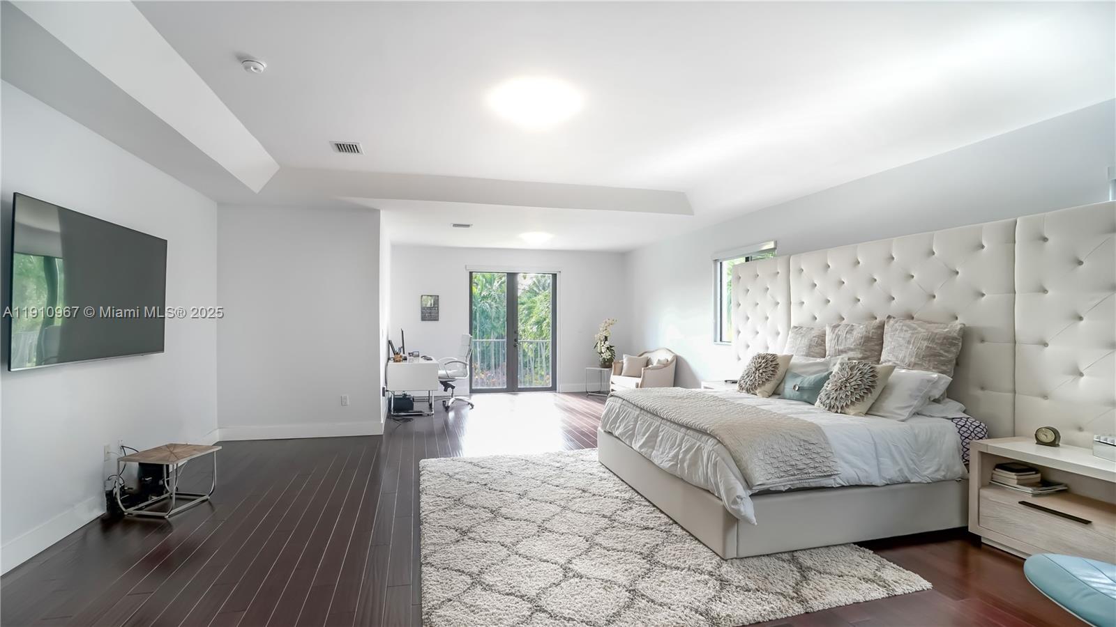 6950 SW 97th Ave Miami, FL 33173