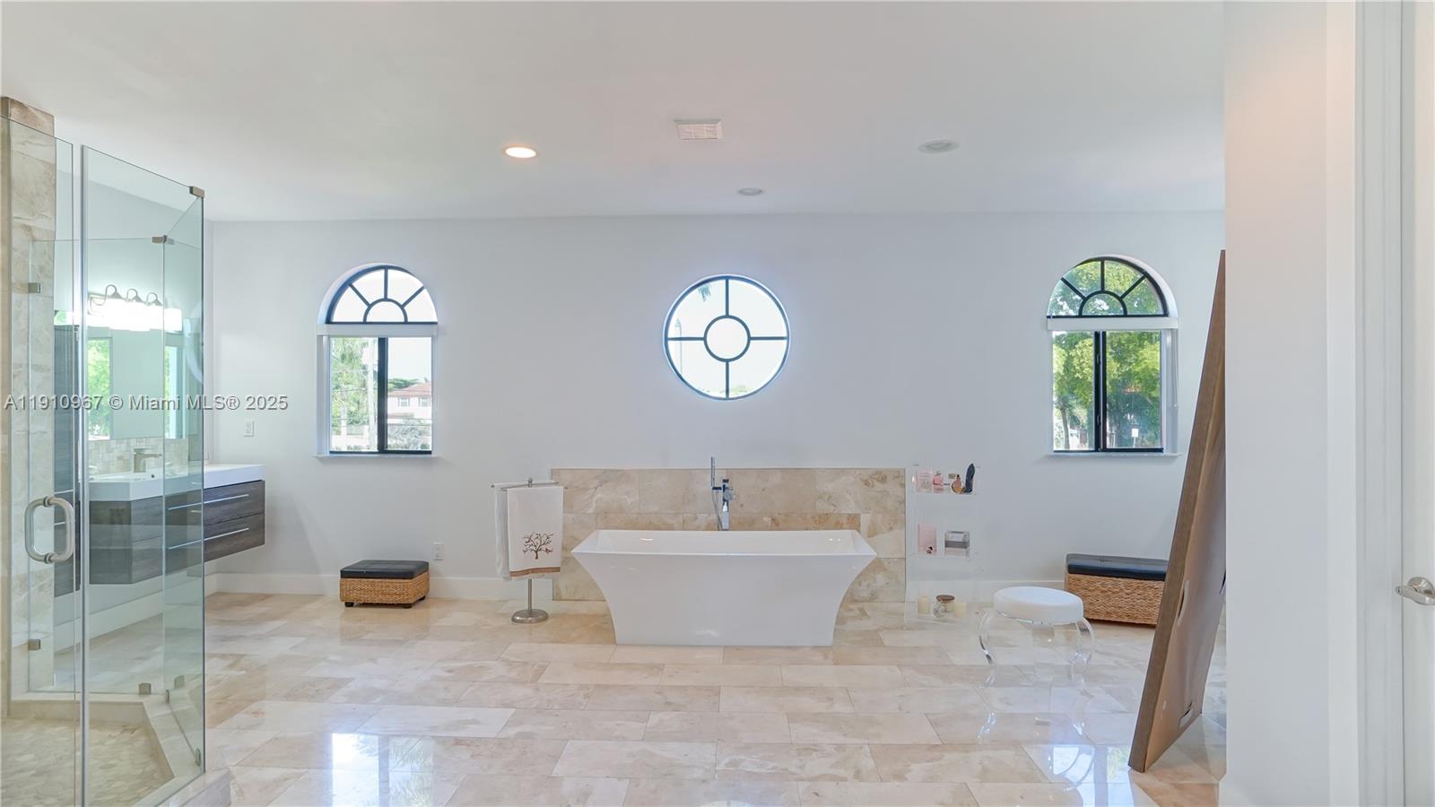 6950 SW 97th Ave Miami, FL 33173