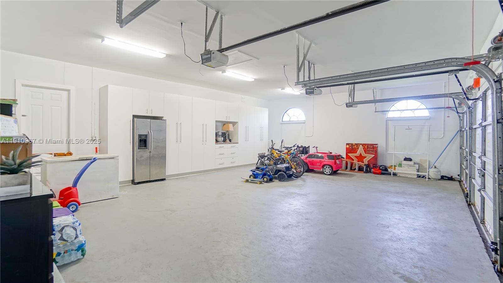 6950 SW 97th Ave Miami, FL 33173