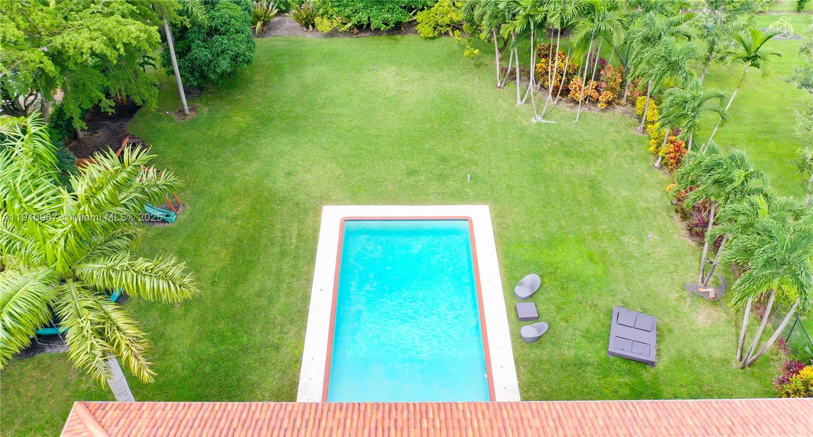 6950 SW 97th Ave Miami, FL 33173