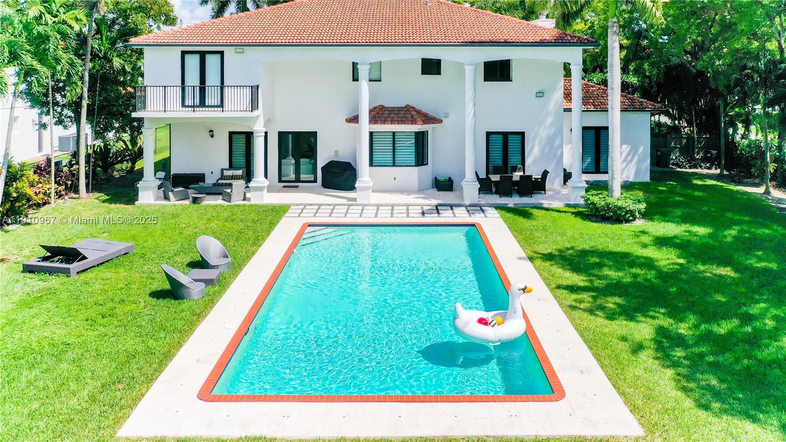 6950 SW 97th Ave Miami, FL 33173