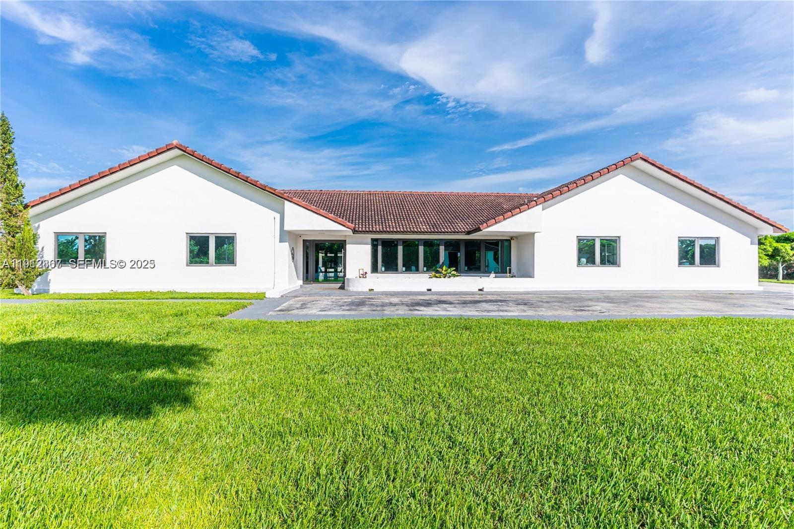 Undisclosed Address Miami, FL 33196