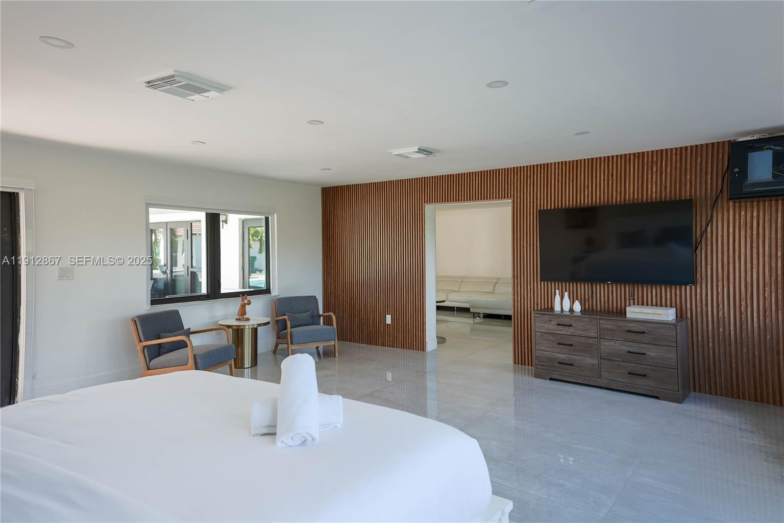 Undisclosed Address Miami, FL 33196