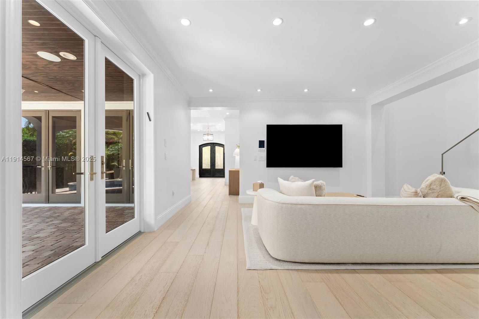 1210 95th St Bay Harbor Islands, FL 33154