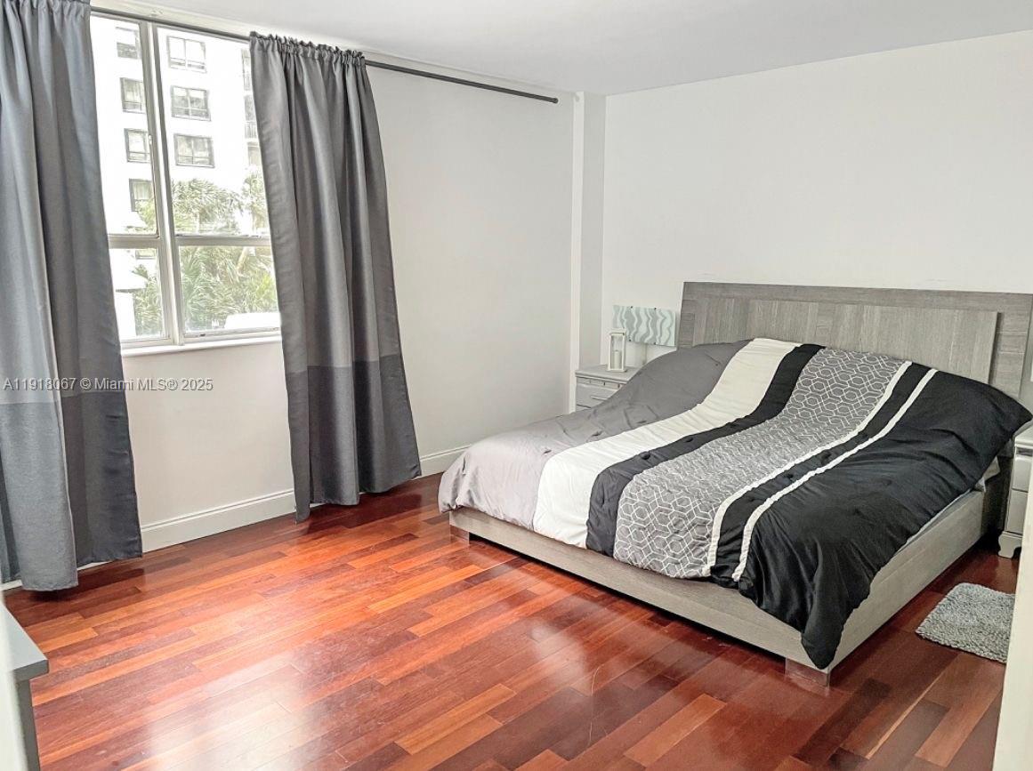 10185 Collins Ave #315 Bal Harbour, FL 33154