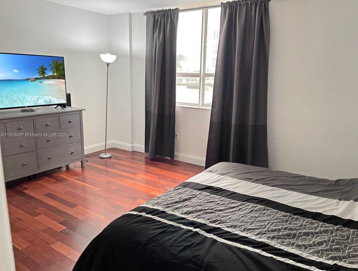 10185 Collins Ave #315 Bal Harbour, FL 33154