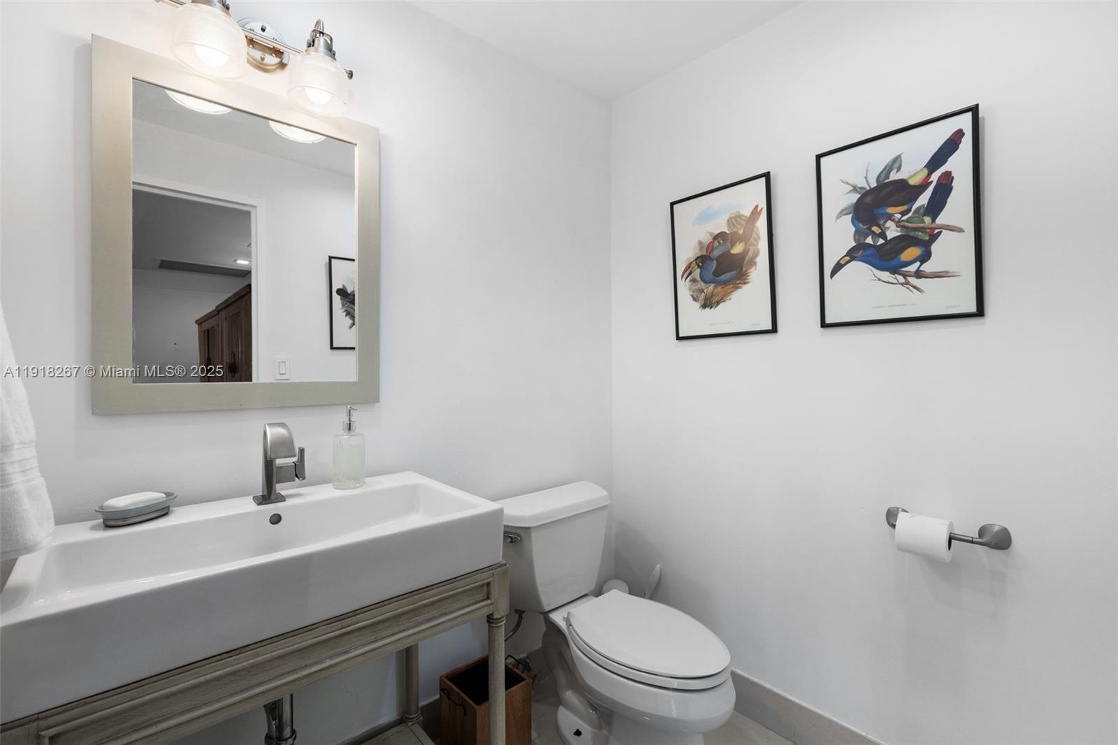 9102 W Bay Hbr Dr #5D Bay Harbor Islands, FL 33154