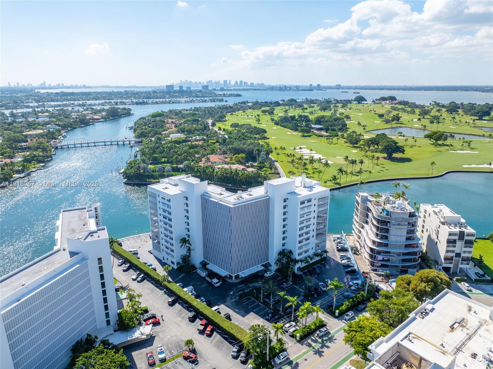 9102 W Bay Hbr Dr #5D Bay Harbor Islands, FL 33154