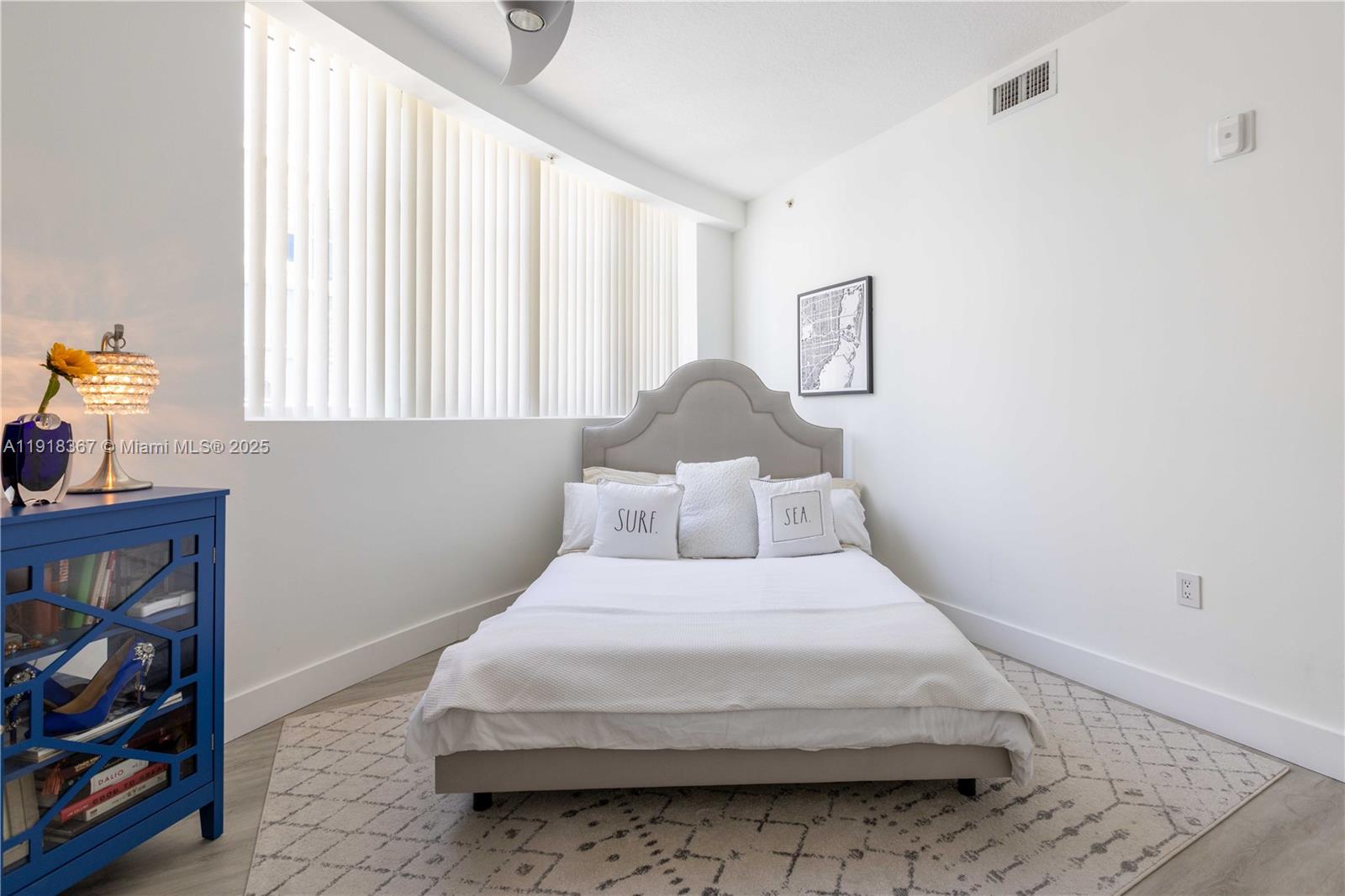 6580 Indian Crk Dr #310 Miami Beach, FL 33141