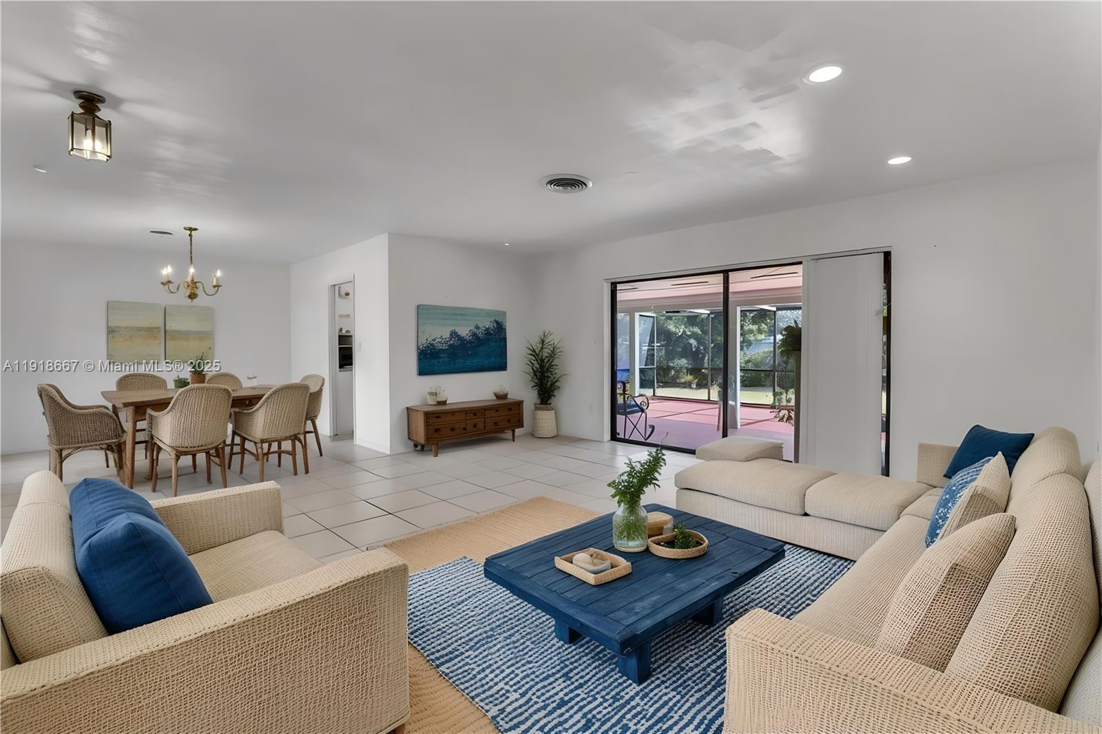 16001 SW 98th Ave Miami, FL 33157