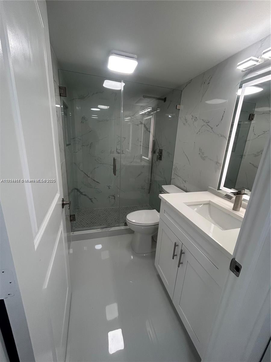 6935 Huntington Ln #107 Delray Beach, FL 33446