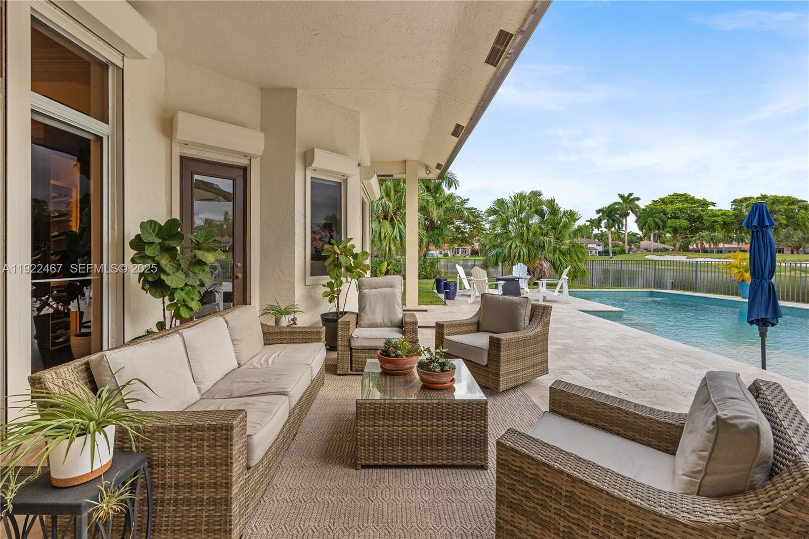 2589 Mayfair Ln Weston, FL 33327