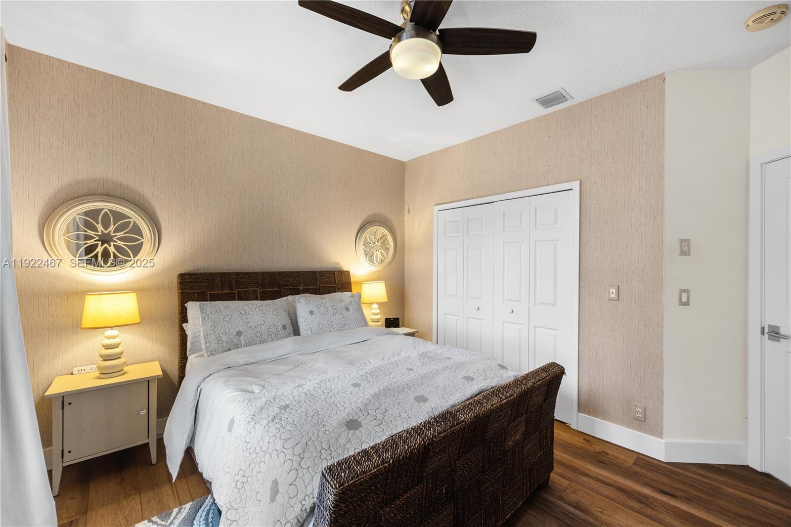 2589 Mayfair Ln Weston, FL 33327