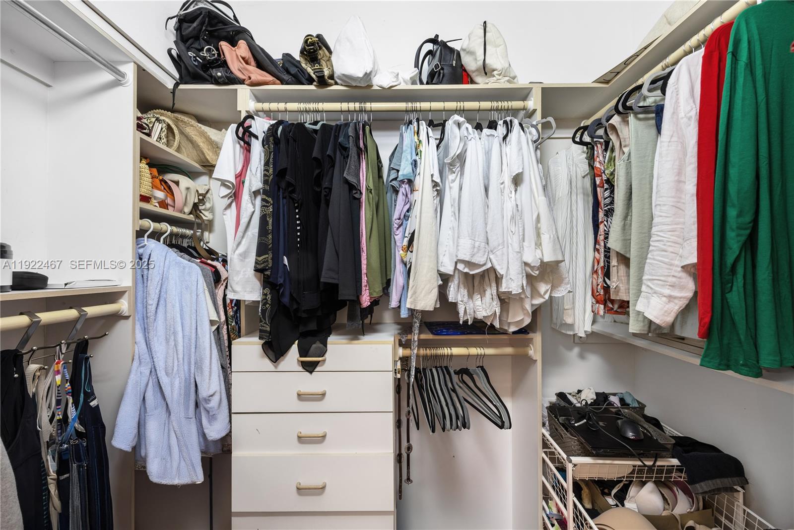 2589 Mayfair Ln Weston, FL 33327