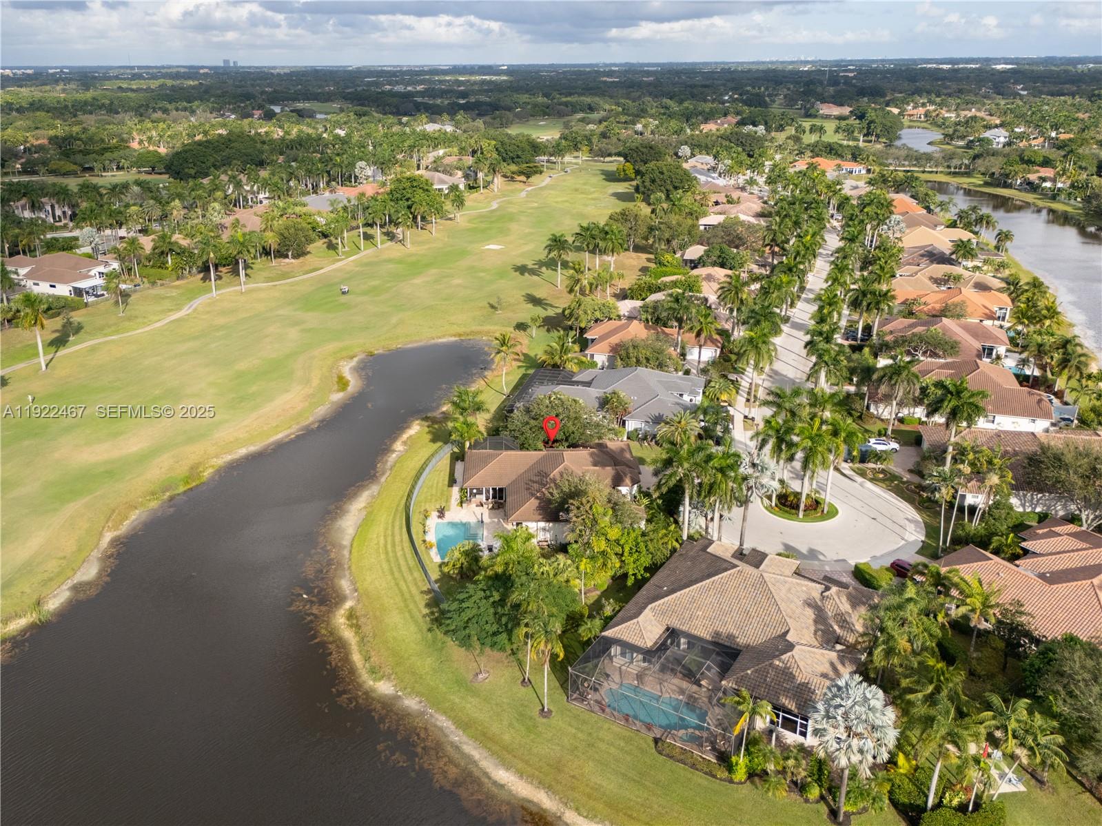 2589 Mayfair Ln Weston, FL 33327