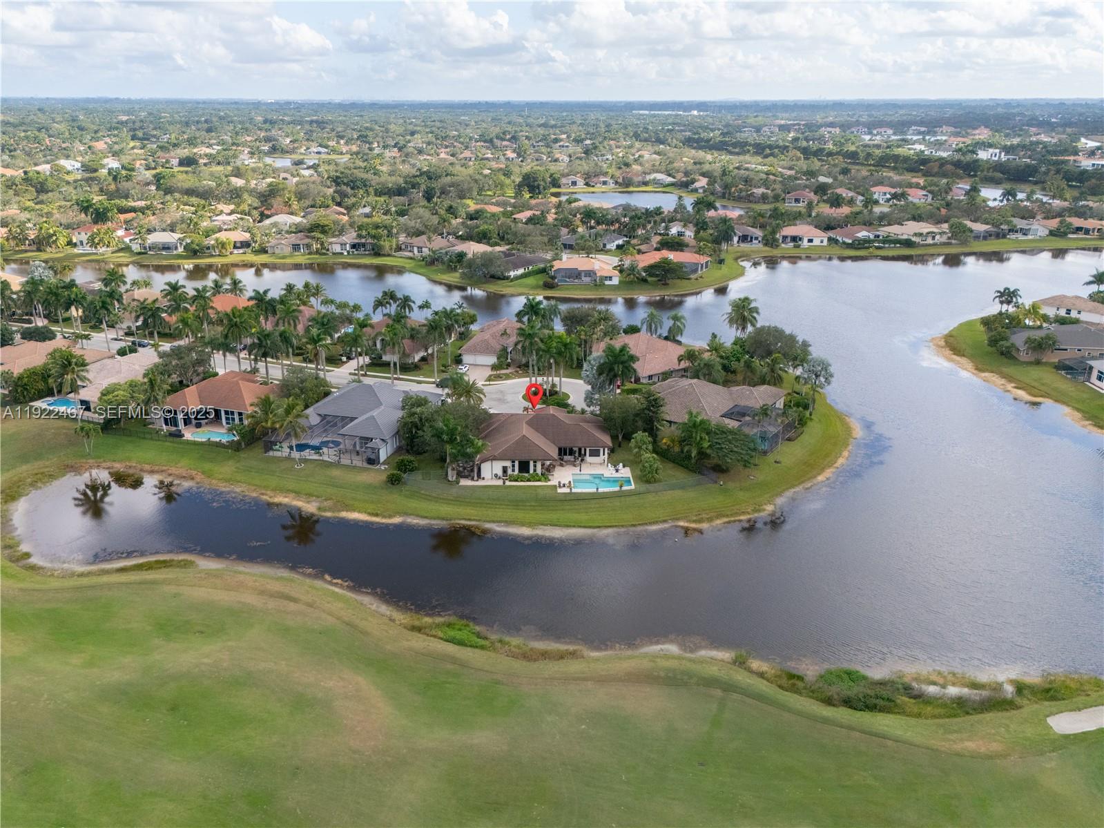 2589 Mayfair Ln Weston, FL 33327