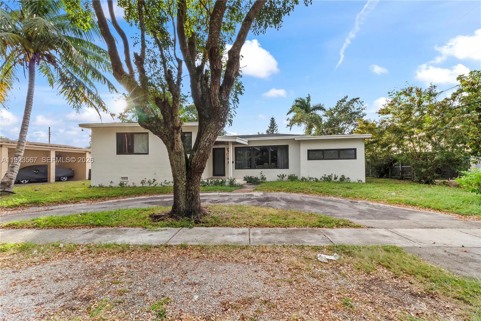 12424 NE 1st Ave North Miami, FL 33161