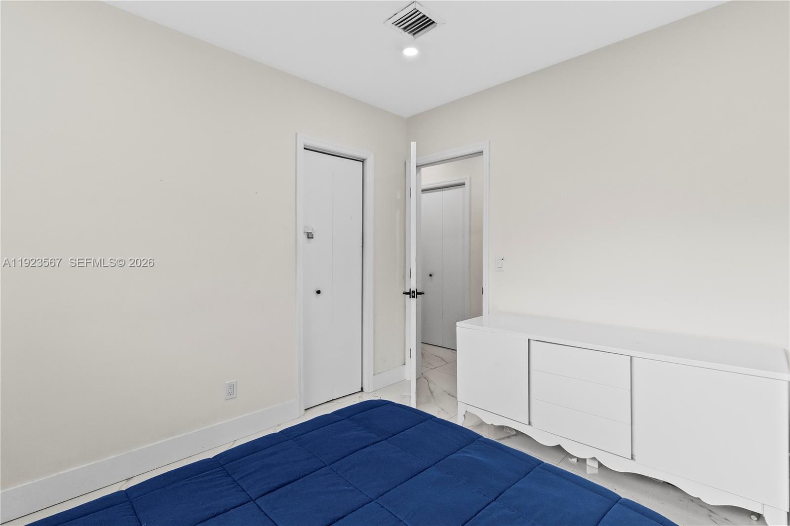 12424 NE 1st Ave North Miami, FL 33161