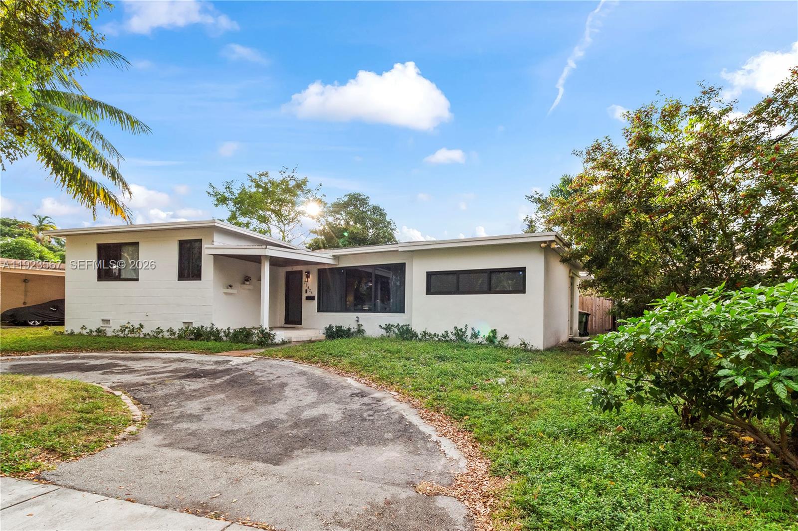 12424 NE 1st Ave North Miami, FL 33161