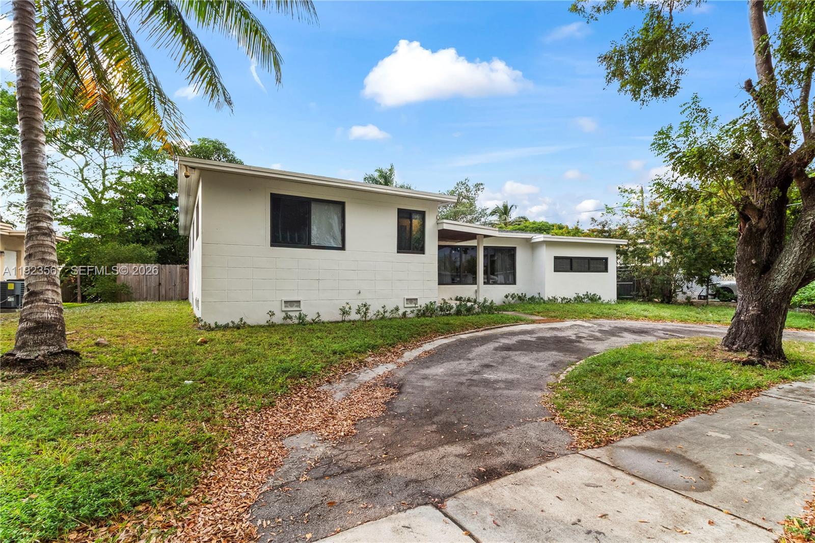 12424 NE 1st Ave North Miami, FL 33161