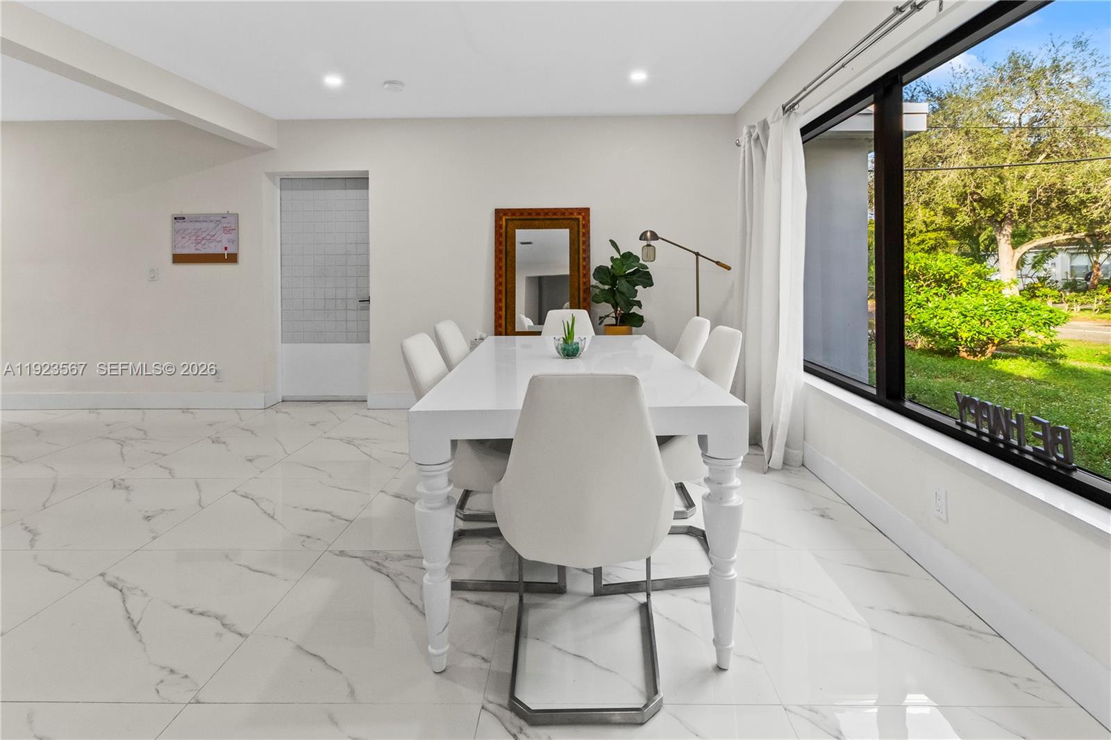 12424 NE 1st Ave North Miami, FL 33161