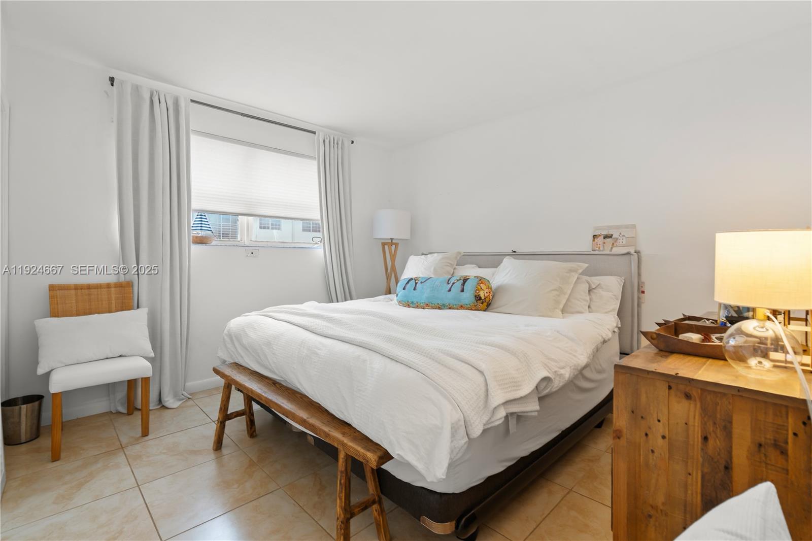 555 Crandon Blvd #21 Key Biscayne, FL 33149