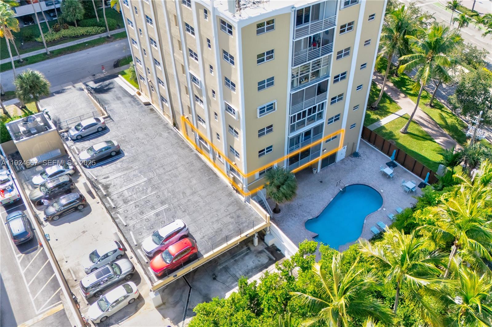 555 Crandon Blvd #21 Key Biscayne, FL 33149