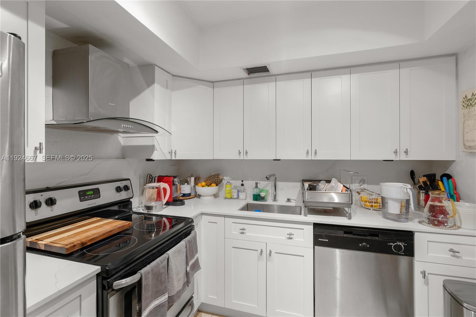 555 Crandon Blvd #21 Key Biscayne, FL 33149