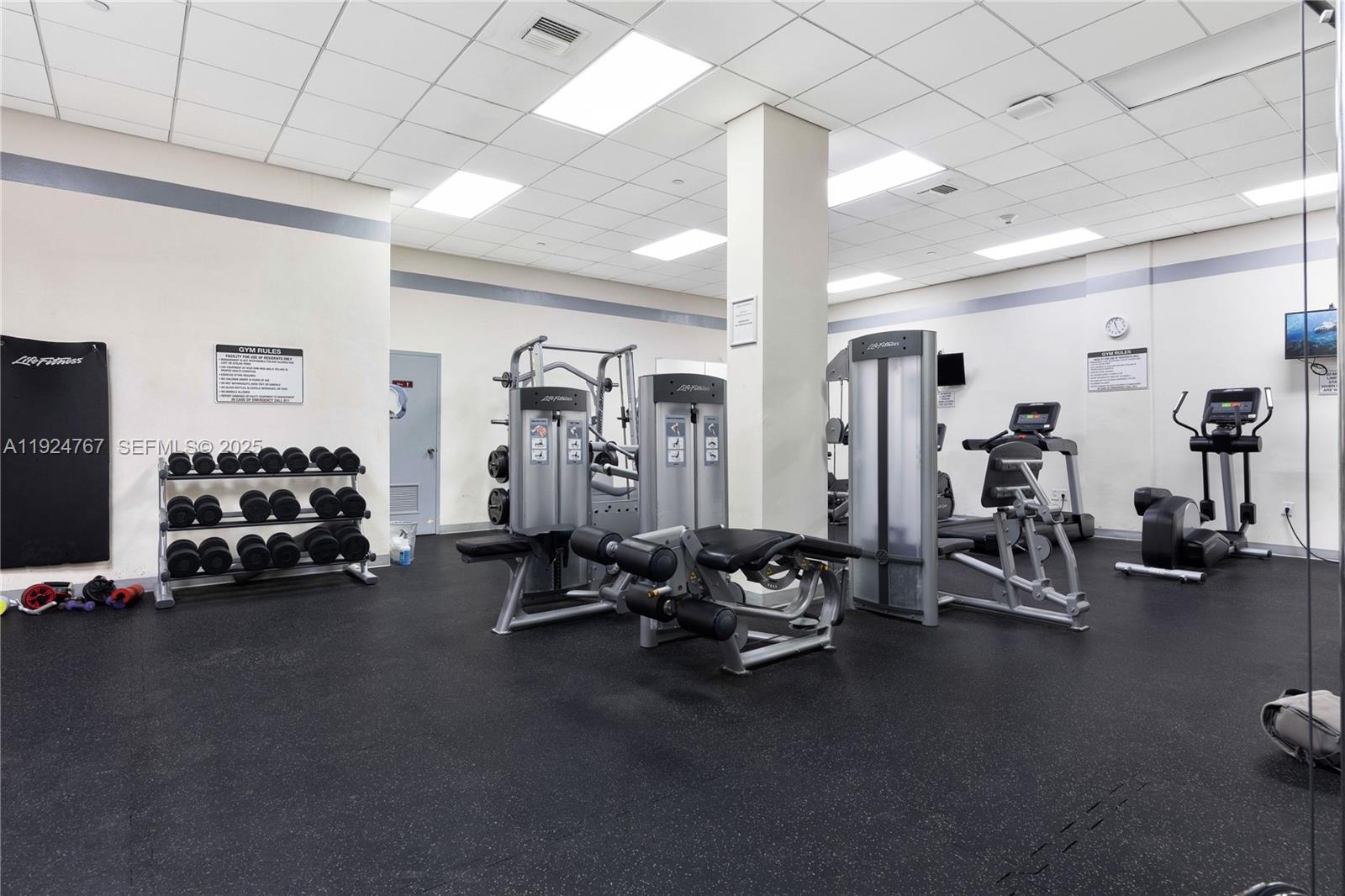 5825 Collins Ave #6E Miami Beach, FL 33140