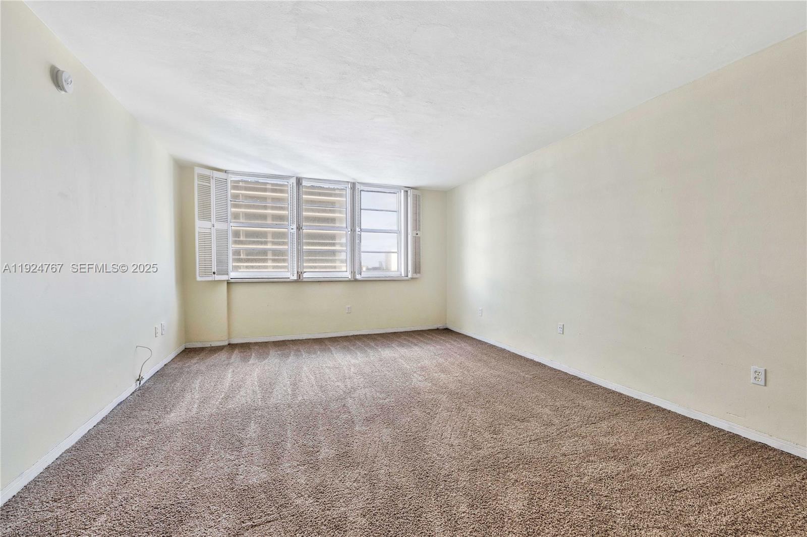 5825 Collins Ave #6E Miami Beach, FL 33140