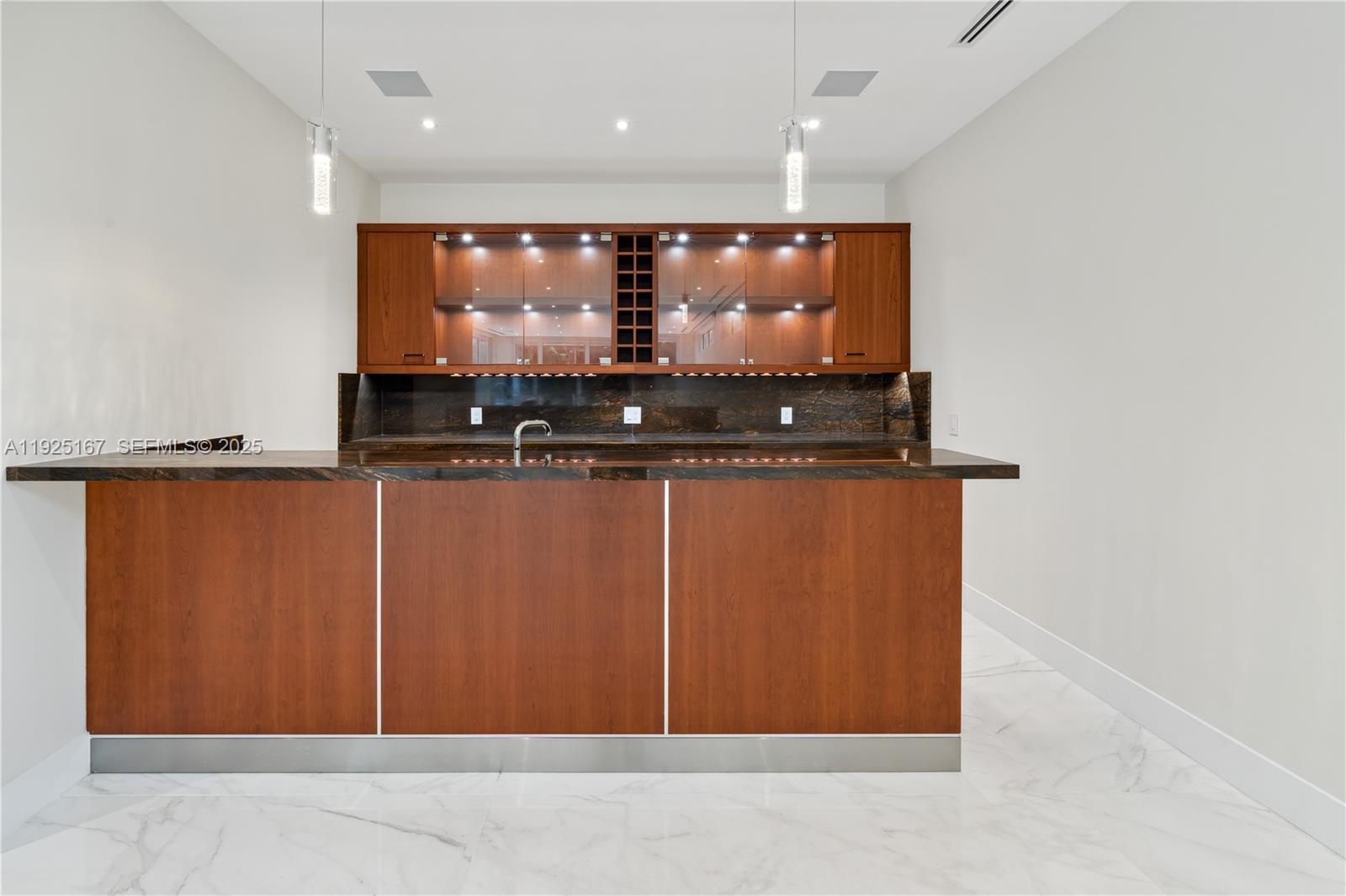 6300 Moss Rnch Rd Pinecrest, FL 33156