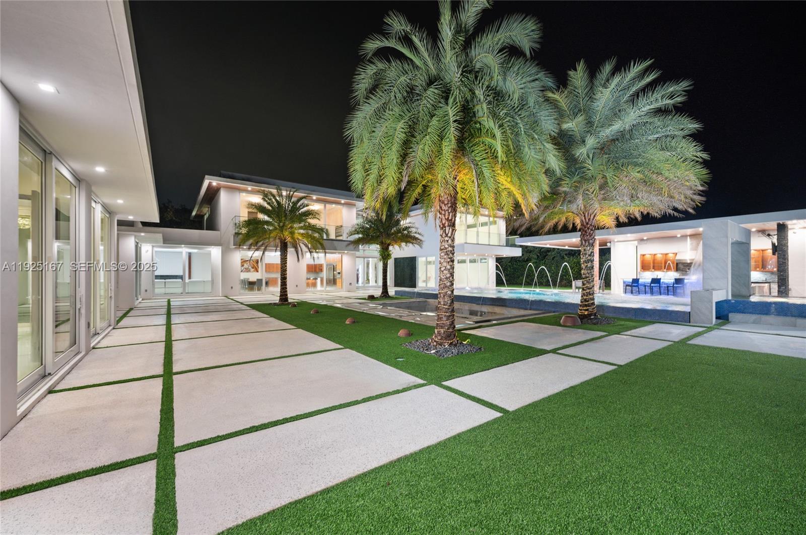 6300 Moss Rnch Rd Pinecrest, FL 33156