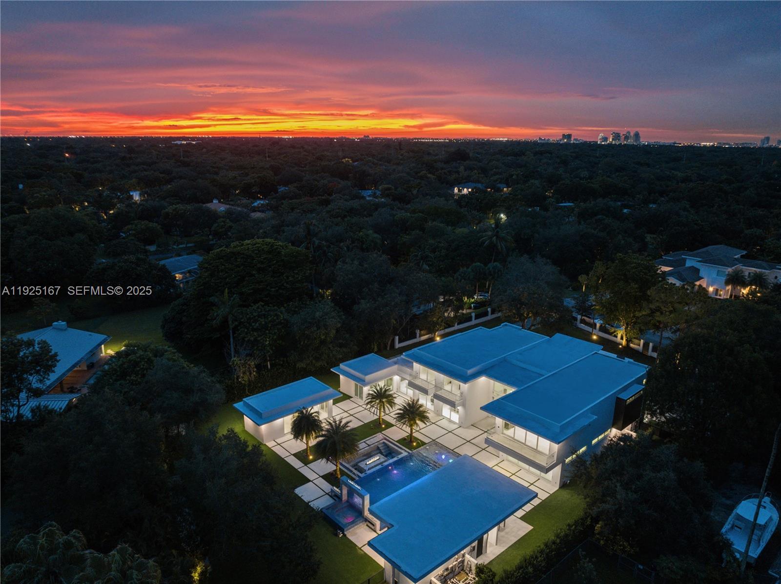 6300 Moss Rnch Rd Pinecrest, FL 33156