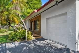 9155 SW 179th St Palmetto Bay, FL 33157