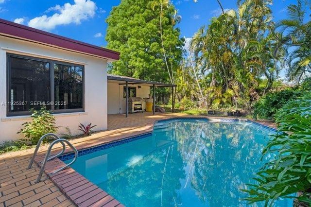 9155 SW 179th St Palmetto Bay, FL 33157