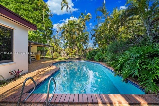 9155 SW 179th St Palmetto Bay, FL 33157